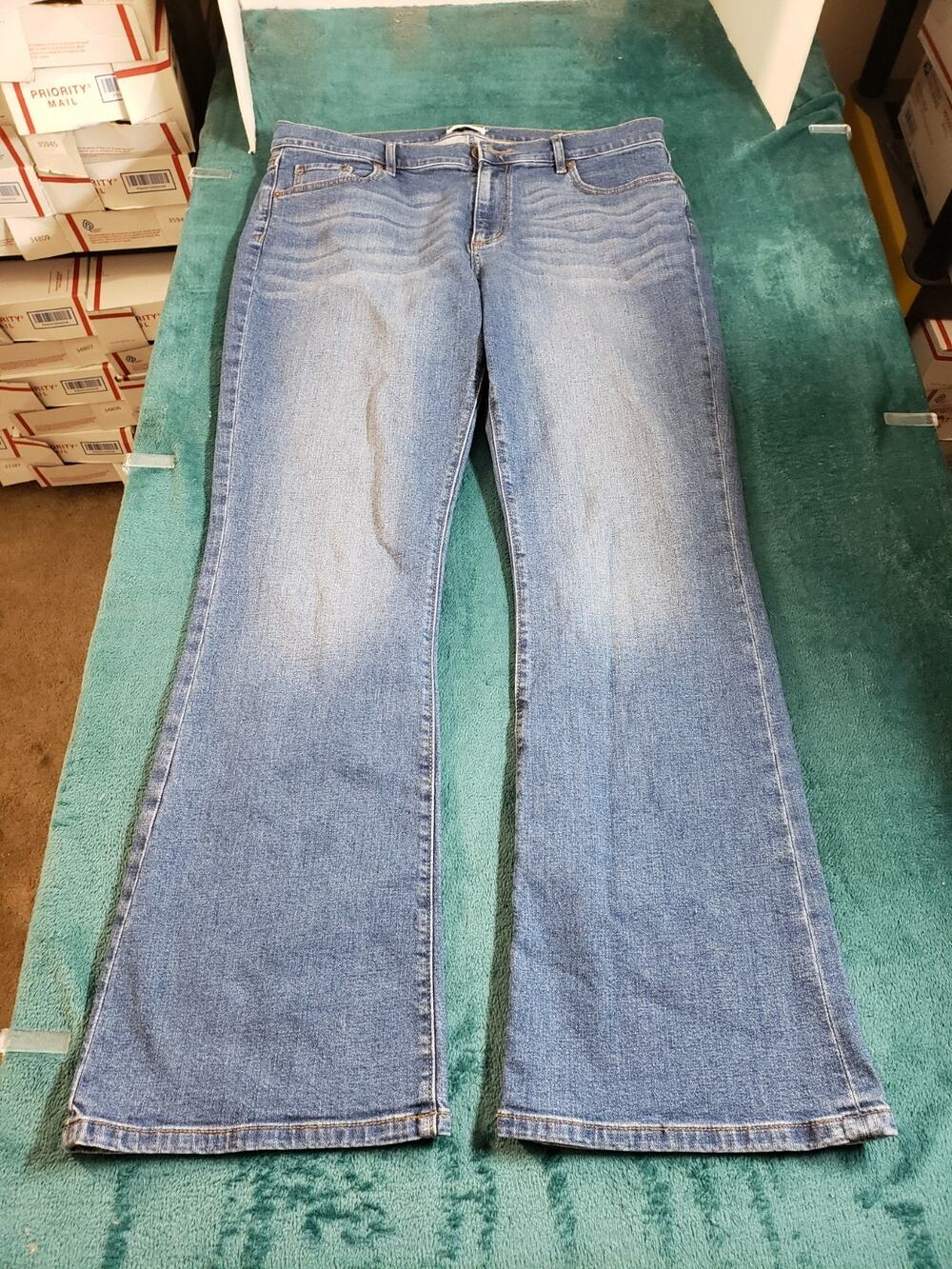 Loft Jeans Size 12 Womens Blue Denim Stretch Pants Mid Rise Bootcut Flared